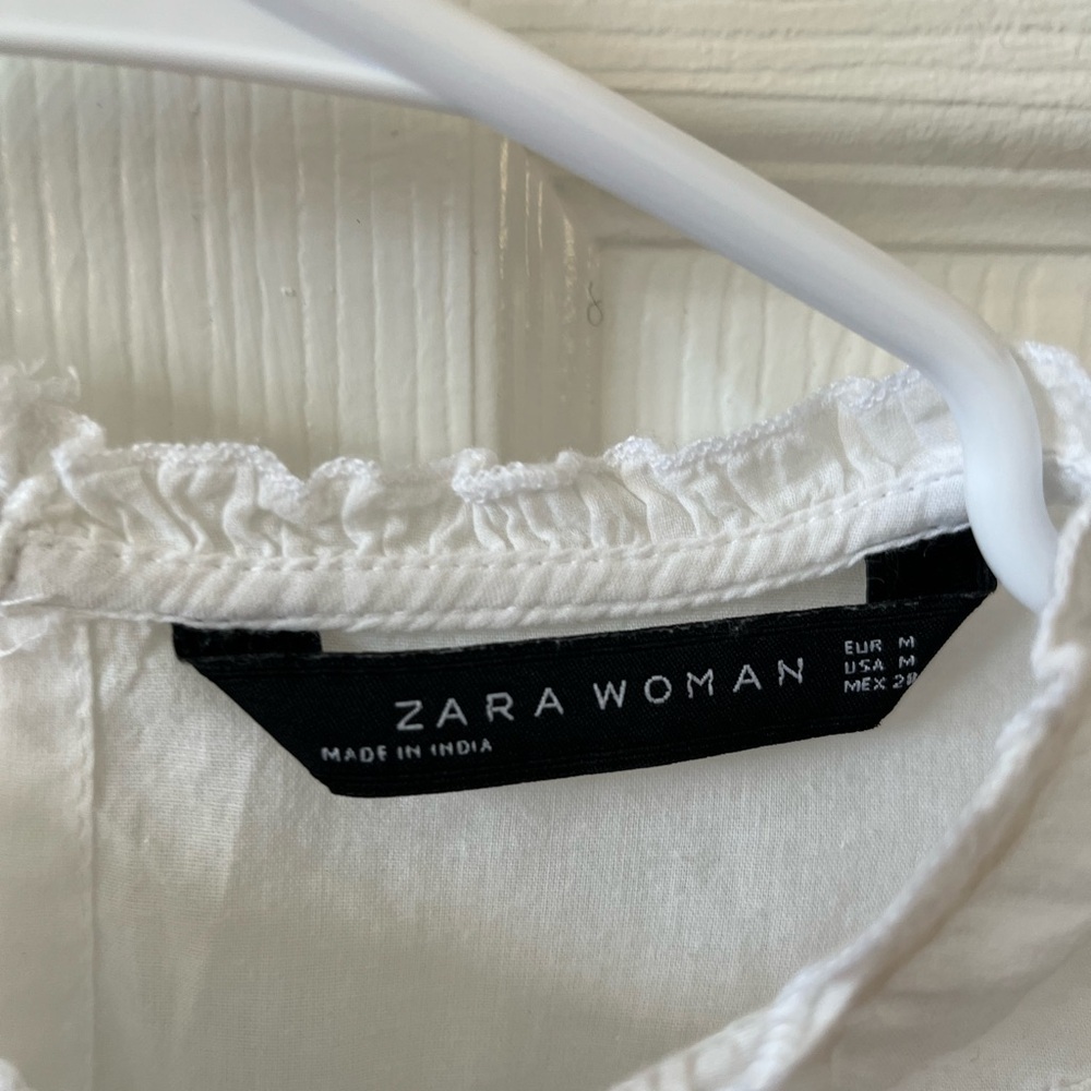 🤍 Zara White Eyelet Lace Ruffle Sleeve Boho Blouse Sz M EUC - Picture 5 of 6